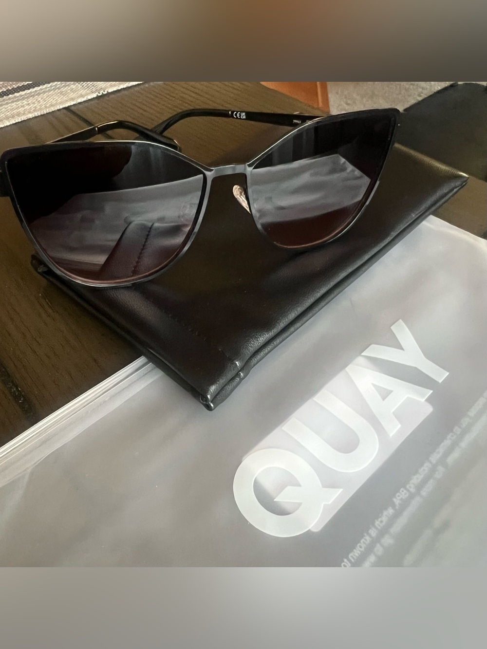 Quay “in Pursuit” sunglasses - metal black frame with purple fade lenses